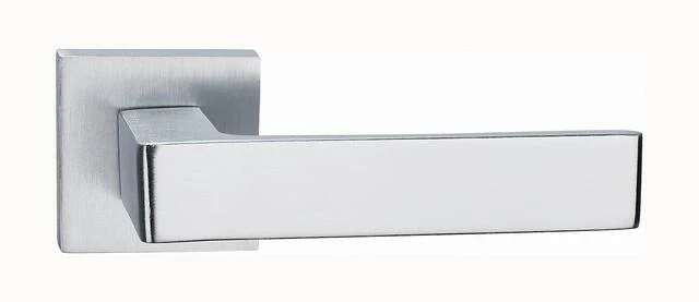 Ручка дверная Нова КВ. Z1650E15 (Арни) SC